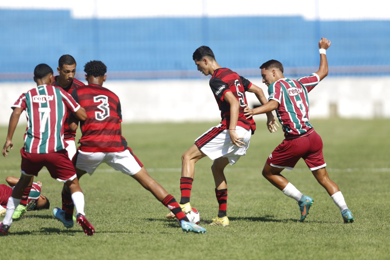 Não deu Flamengo perde para o Fluminense e fica o vice da Copa