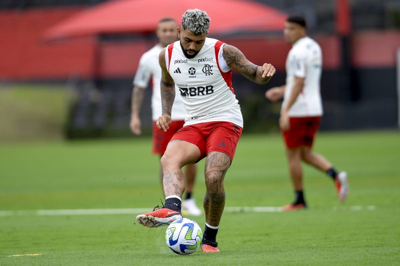 Gabigol antecipa férias e já treina no Ninho do Urubu Diário do Fla