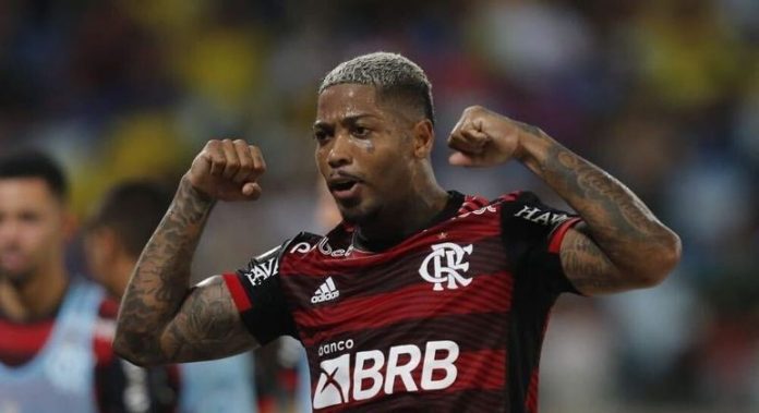 Marinho relembra passagem no Flamengo: 'Sei que contribuí nos minutos que estive em campo'