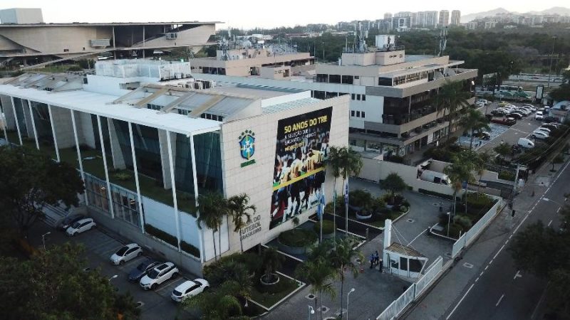 E AGORA?! Brasileirão: para acomodar jogos adiados, CBF estica Série A até  6 de dezembro 