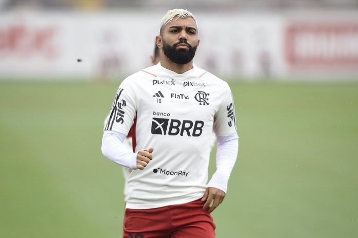 Jornalista comenta rumores sobre Gabigol: 'Tratam como se ele estivesse livre no mercado'