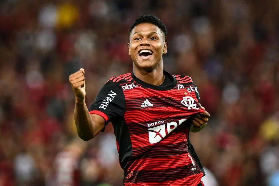 Matheus França usa redes sociais para se despedir do Flamengo - Diário ...
