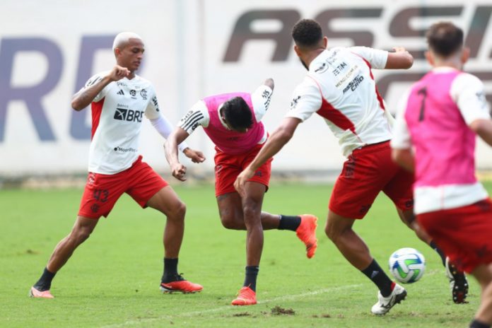 Calendário pesado! Entre clássico e finais, Flamengo terá mês de setembro recheado