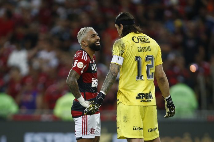 Comentarista afirma que Tite deveria assumir o Corinthians ao invés do Flamengo