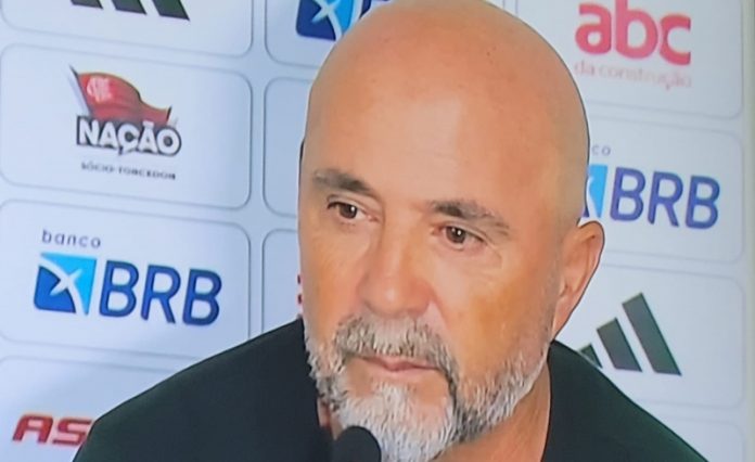 'Time fez um jogo apressado, nervoso', critica Sampaoli