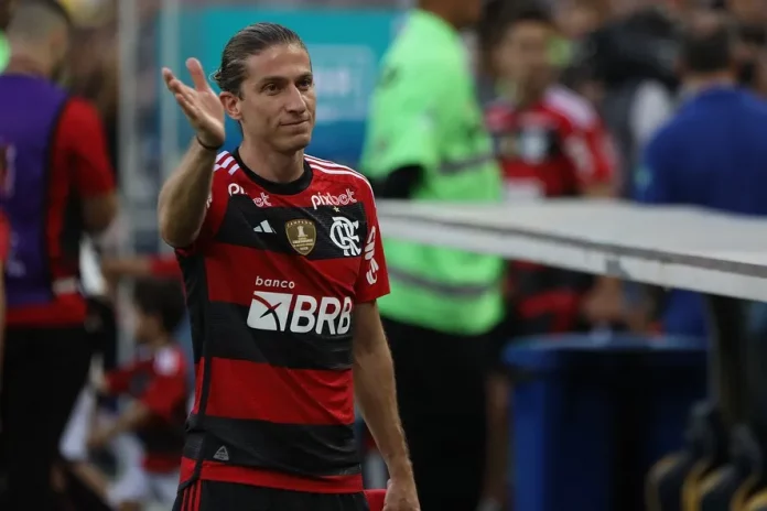 Emocionante! Flamengo homenageia Filipe Luís após anúncio de aposentadoria