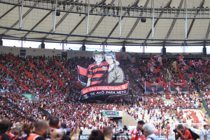 Flamengo fecha 2023 no Maracanã com chave de ouro