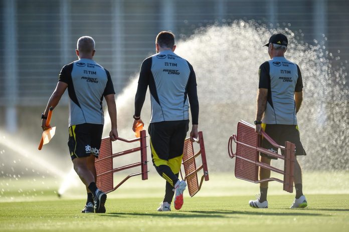 Dia de treino! Flamengo segue preparação para a semifinal do Campeonato Carioca