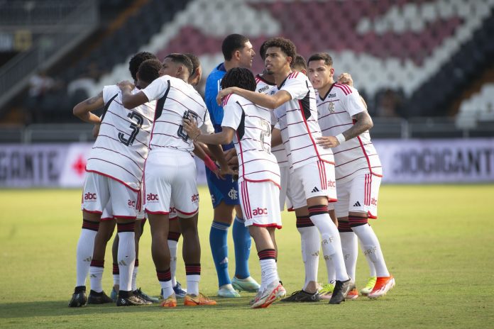 Flamengo é goleado pelo Vasco e é vice-campeão da Copa Rio sub-20